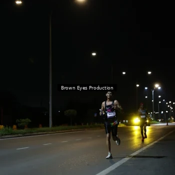 Runner Photo 7626973