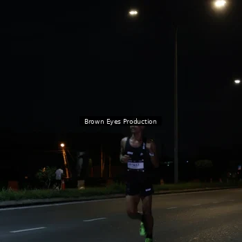 Runner Photo 7627010