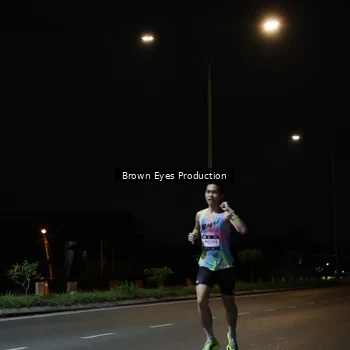 Runner Photo 7627022
