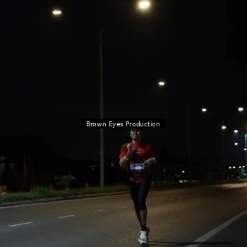 Runner Photo 7627028