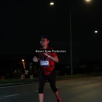 Runner Photo 7627029