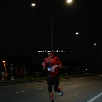 Runner Photo 7627031