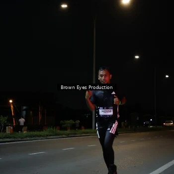 Runner Photo 7627035