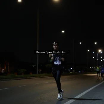 Runner Photo 7627038