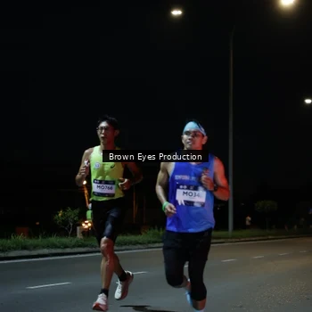 Runner Photo 7627046