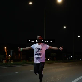 Runner Photo 7627049