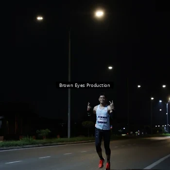 Runner Photo 7627074