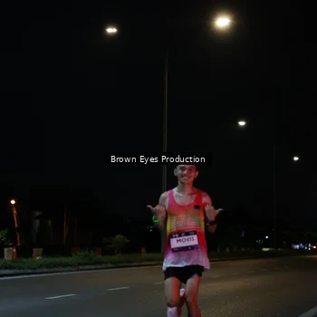 Runner Photo 7627079