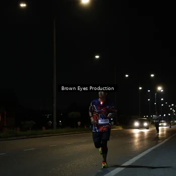 Runner Photo 7627105