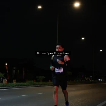 Runner Photo 7627115
