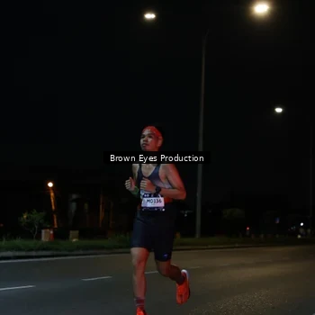 Runner Photo 7627120
