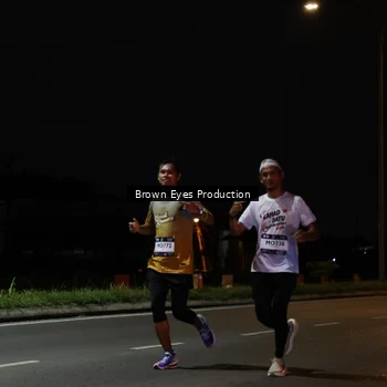 Runner Photo 7627142