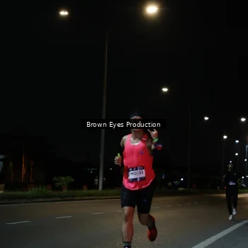 Runner Photo 7627149