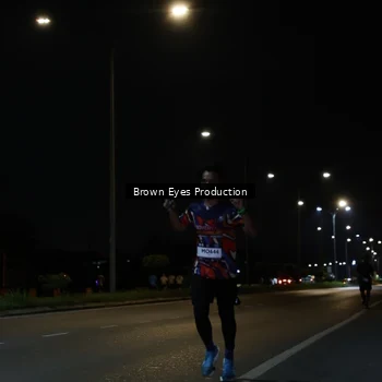 Runner Photo 7627161