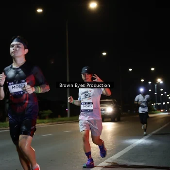Runner Photo 7627175