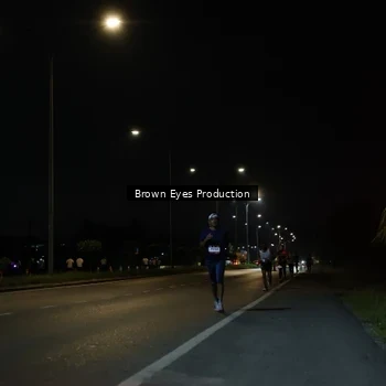 Runner Photo 7627216