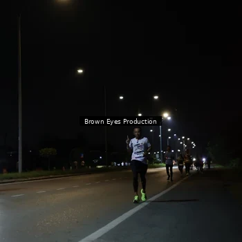 Runner Photo 7627232