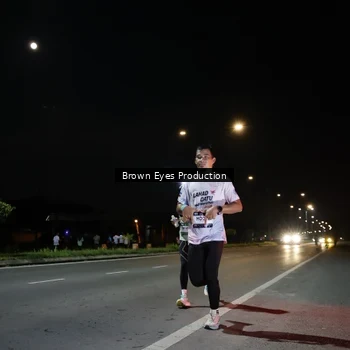 Runner Photo 7627273