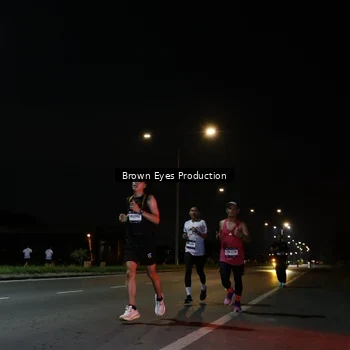 Runner Photo 7627286