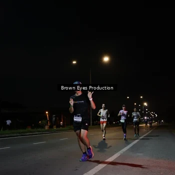 Runner Photo 7627288