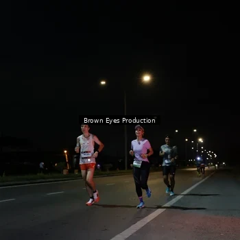 Runner Photo 7627290