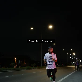 Runner Photo 7627300