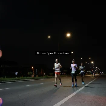 Runner Photo 7627301