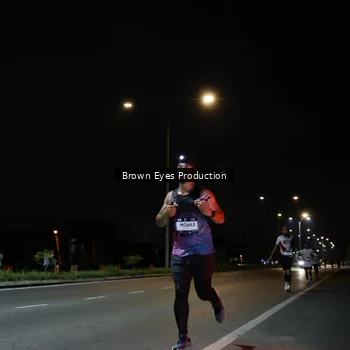 Runner Photo 7627303