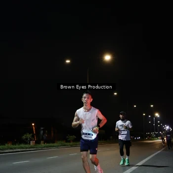Runner Photo 7627304