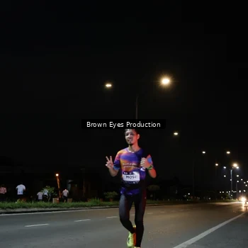 Runner Photo 7627317