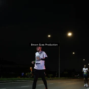 Runner Photo 7627319