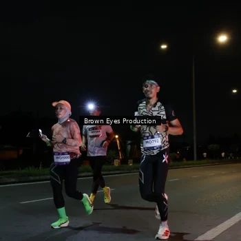 Runner Photo 7627353
