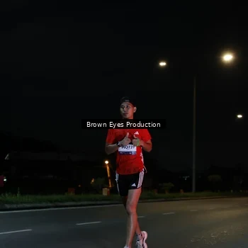 Runner Photo 7627359