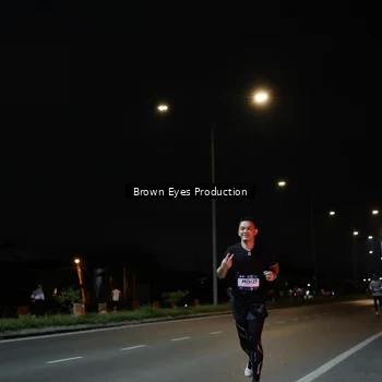 Runner Photo 7627368