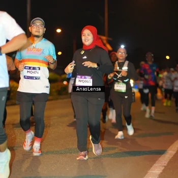 Runner Photo 7627371