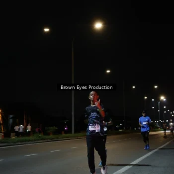 Runner Photo 7627399