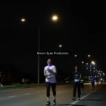 Runner Photo 7627410