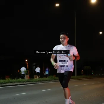 Runner Photo 7627426