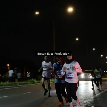 Runner Photo 7627432