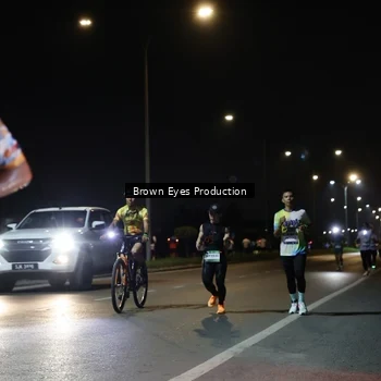 Runner Photo 7627437