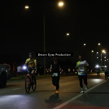 Runner Photo 7627440