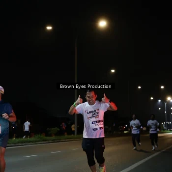 Runner Photo 7627443