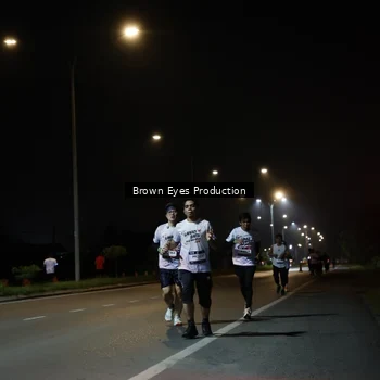 Runner Photo 7627474