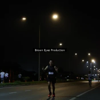 Runner Photo 7627497