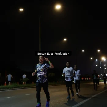 Runner Photo 7627540