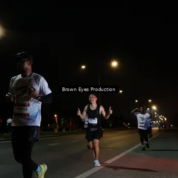 Runner Photo 7627558
