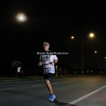 Runner Photo 7627565