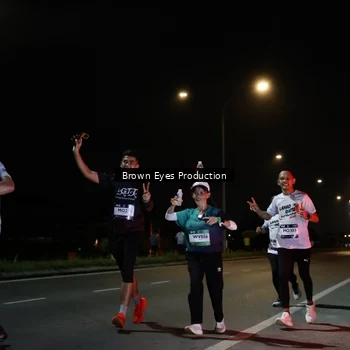 Runner Photo 7627570