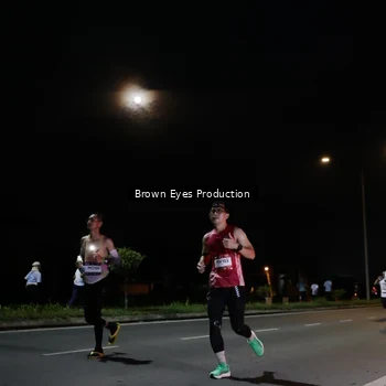 Runner Photo 7627607