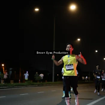 Runner Photo 7627635